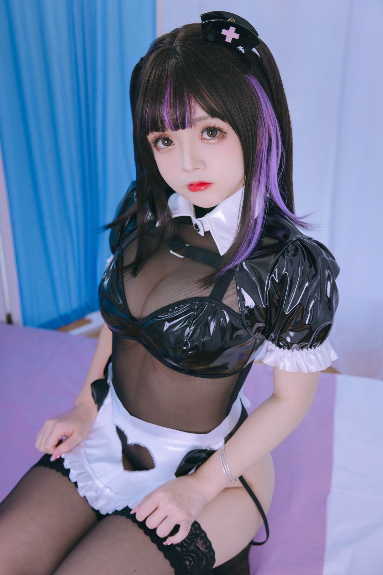 美女动漫博主日奈娇性感Cosplay写真口罩护士 (4)