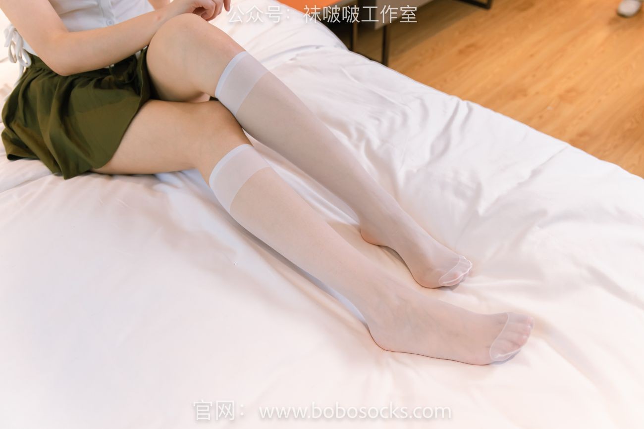 BoBoSocks袜啵啵美少女丝袜美脚写真第No.095期小安板鞋小腿丝袜 (36)