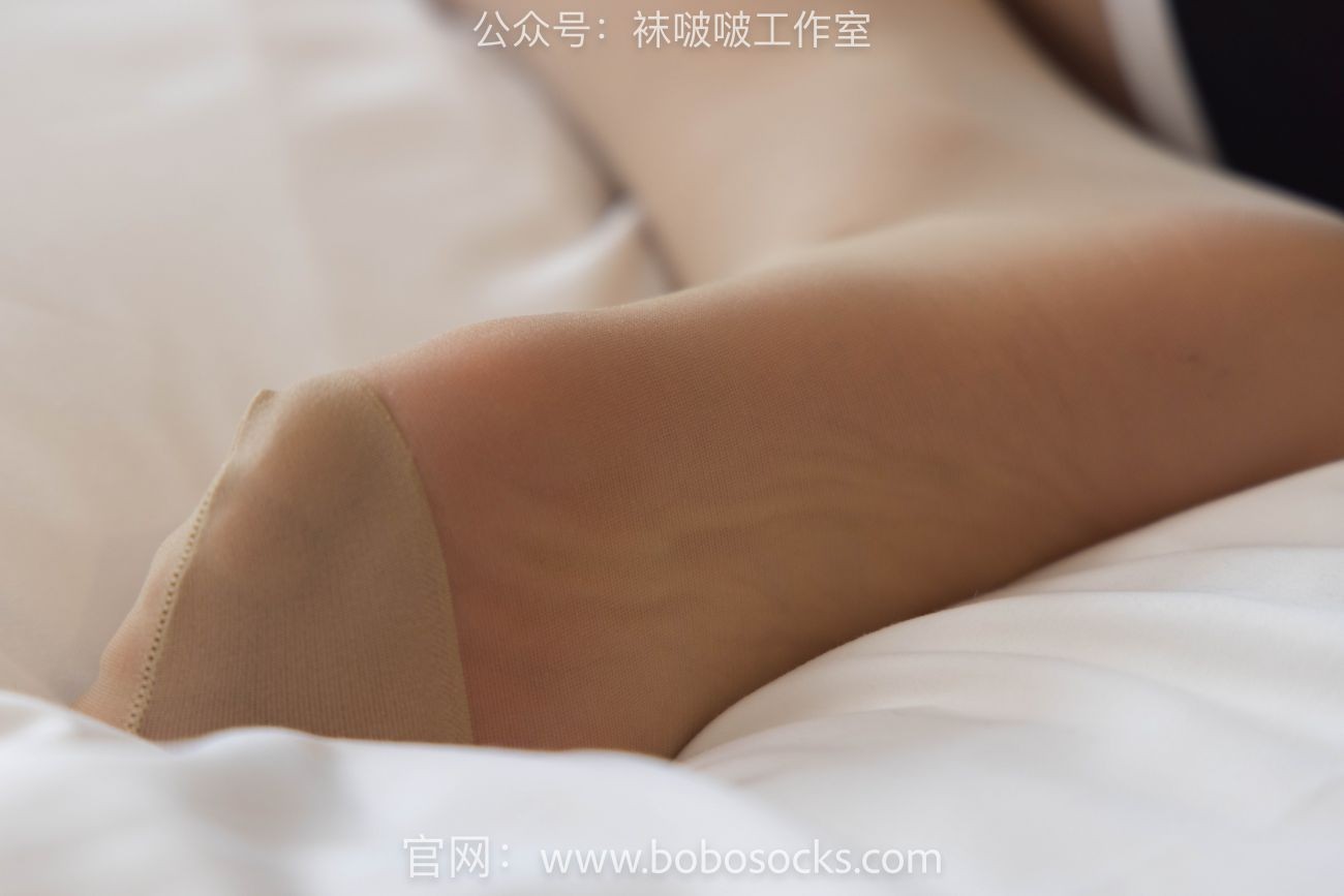 BoBoSocks袜啵啵美少女丝袜美脚写真第No.098期小淳板鞋肉丝 (80)