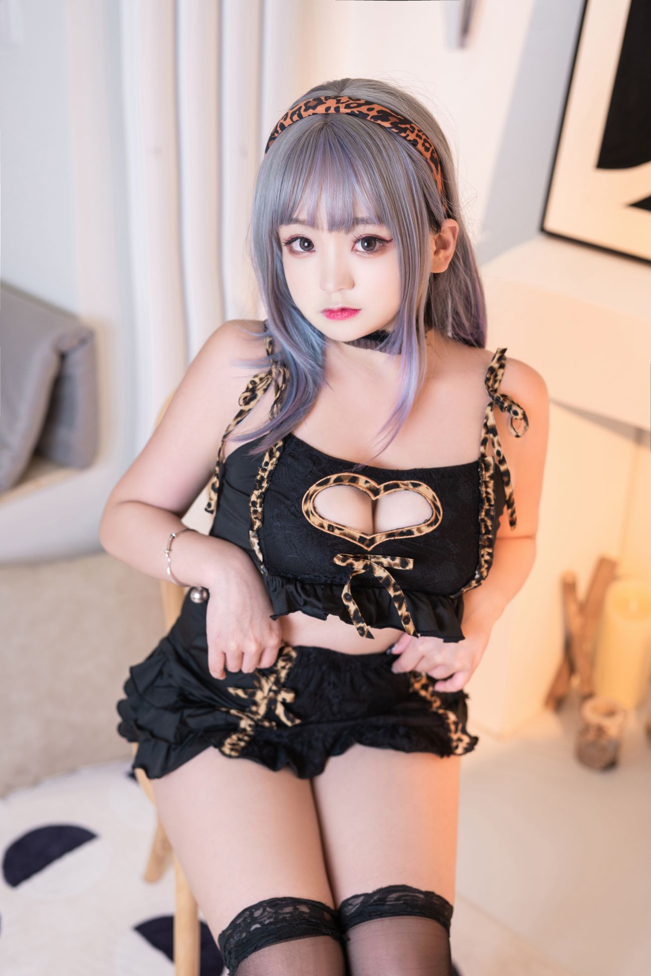 美女动漫博主恩田直幸性感Cosplay写真连体小豹纹 (2)