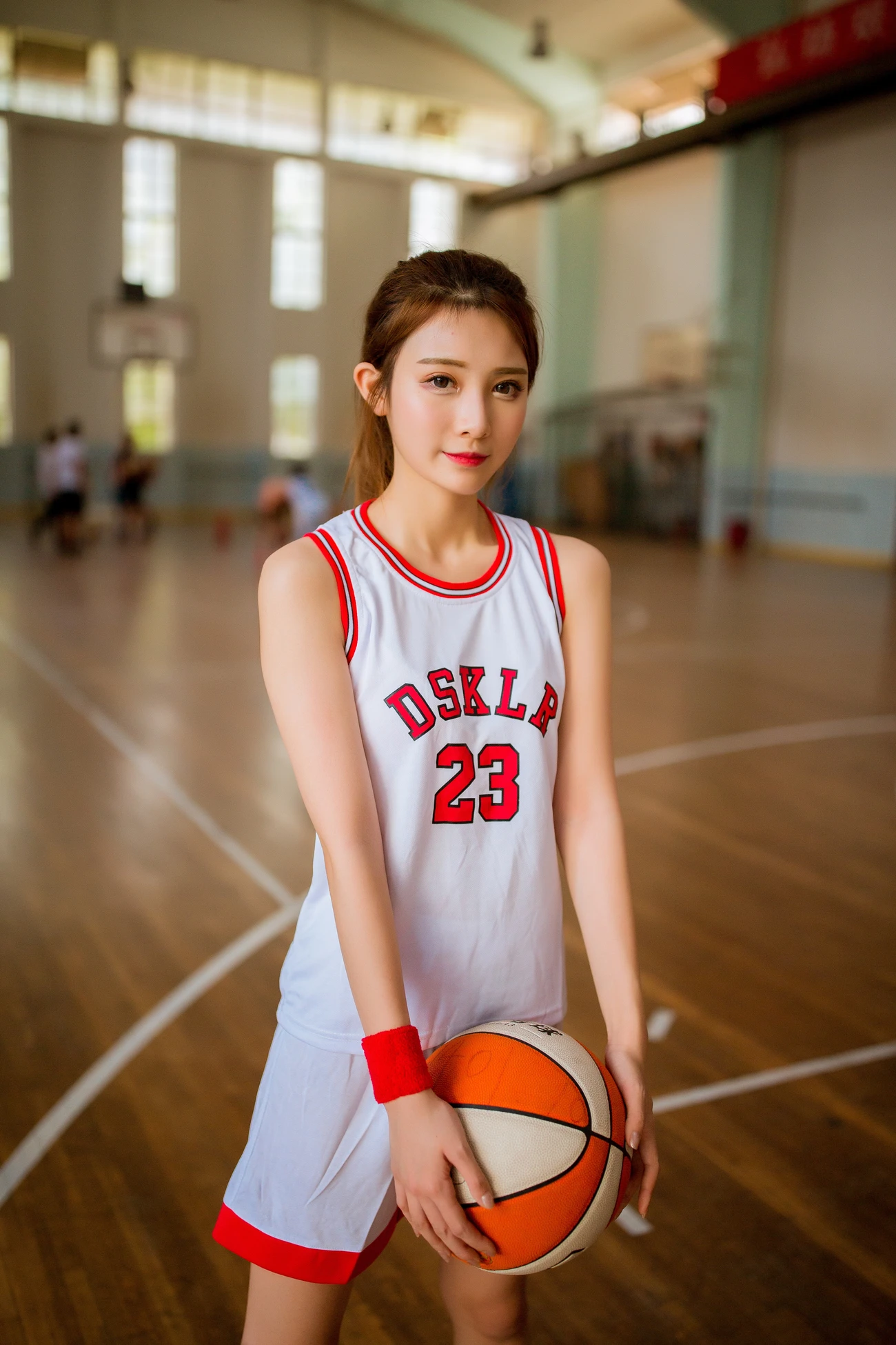 YITUYU艺图语模特唯美写真2022.02.01期篮球少女 小于 (31)
