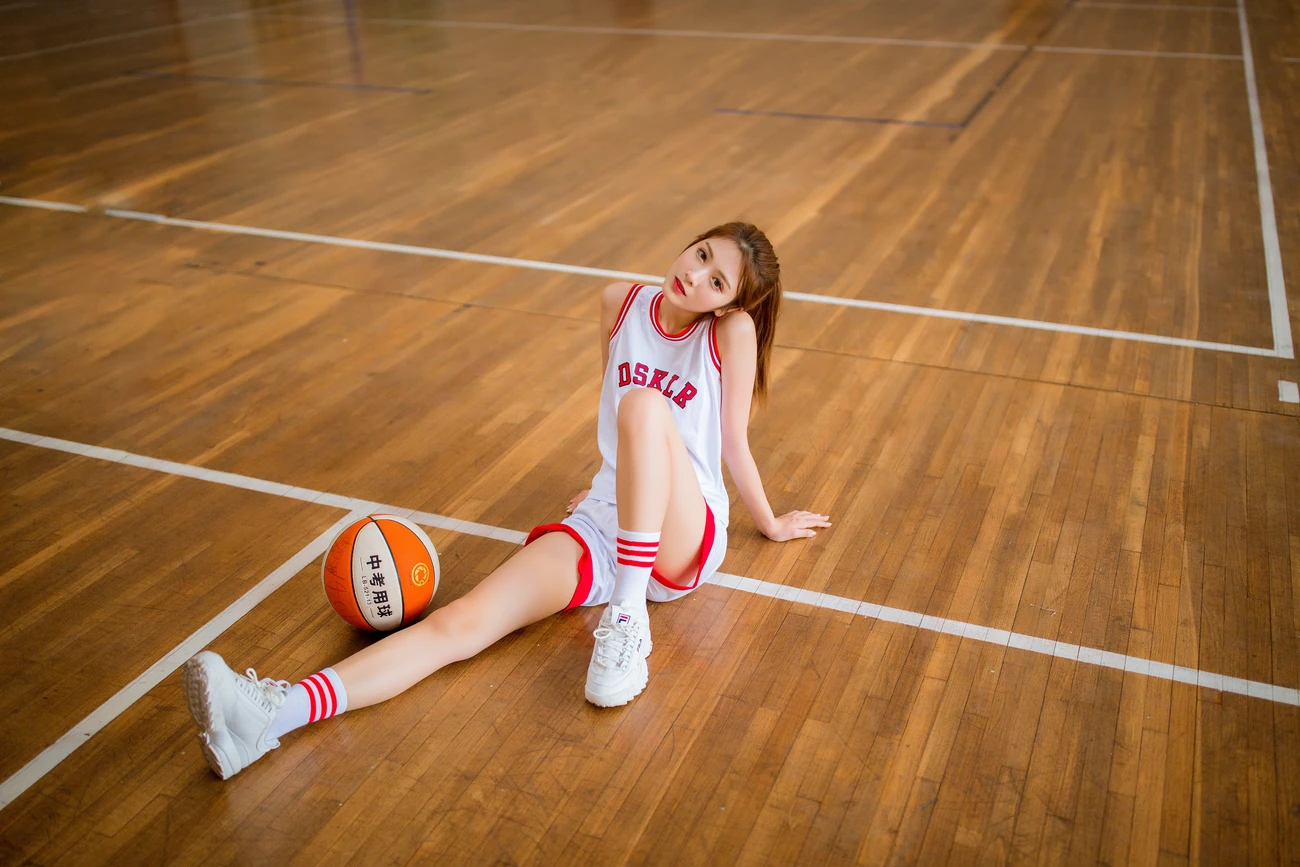 YITUYU艺图语模特唯美写真2022.02.01期篮球少女 小于 (26)