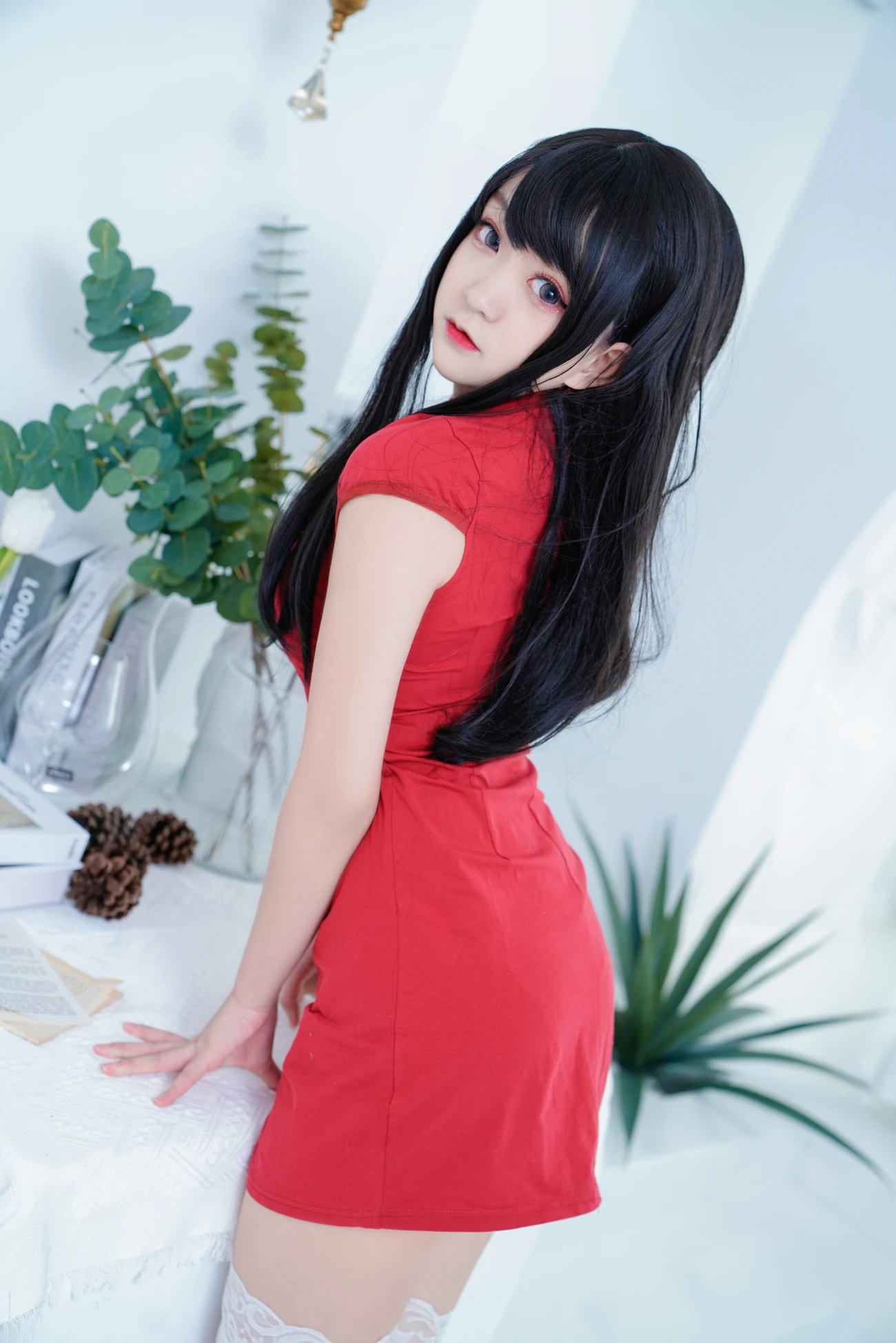 美女动漫博主恩田直幸性感Cosplay写真红旗袍 (8)