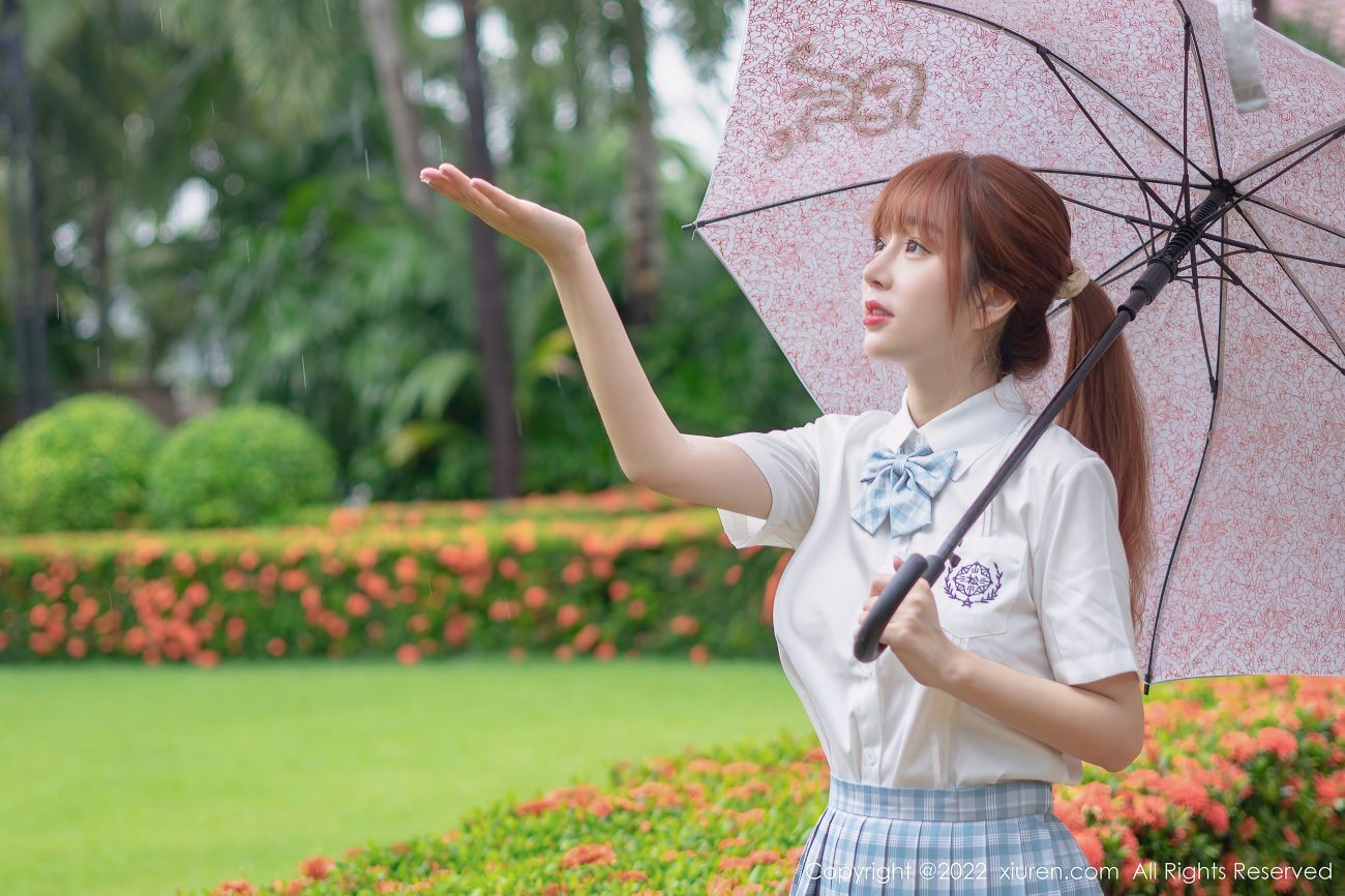 XIUREN秀人网美媛馆美女模特写真第No.5137期王雨纯JK制服白丝袜 (5)