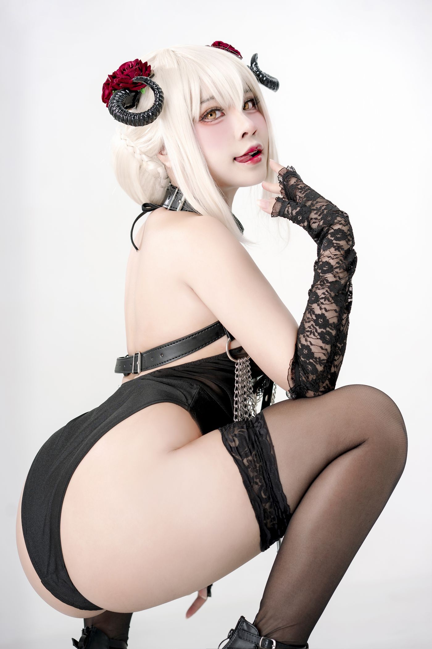 美女动漫博主 Sayo Momo 性感Cosplay写真 Saber Alter the devil (9)