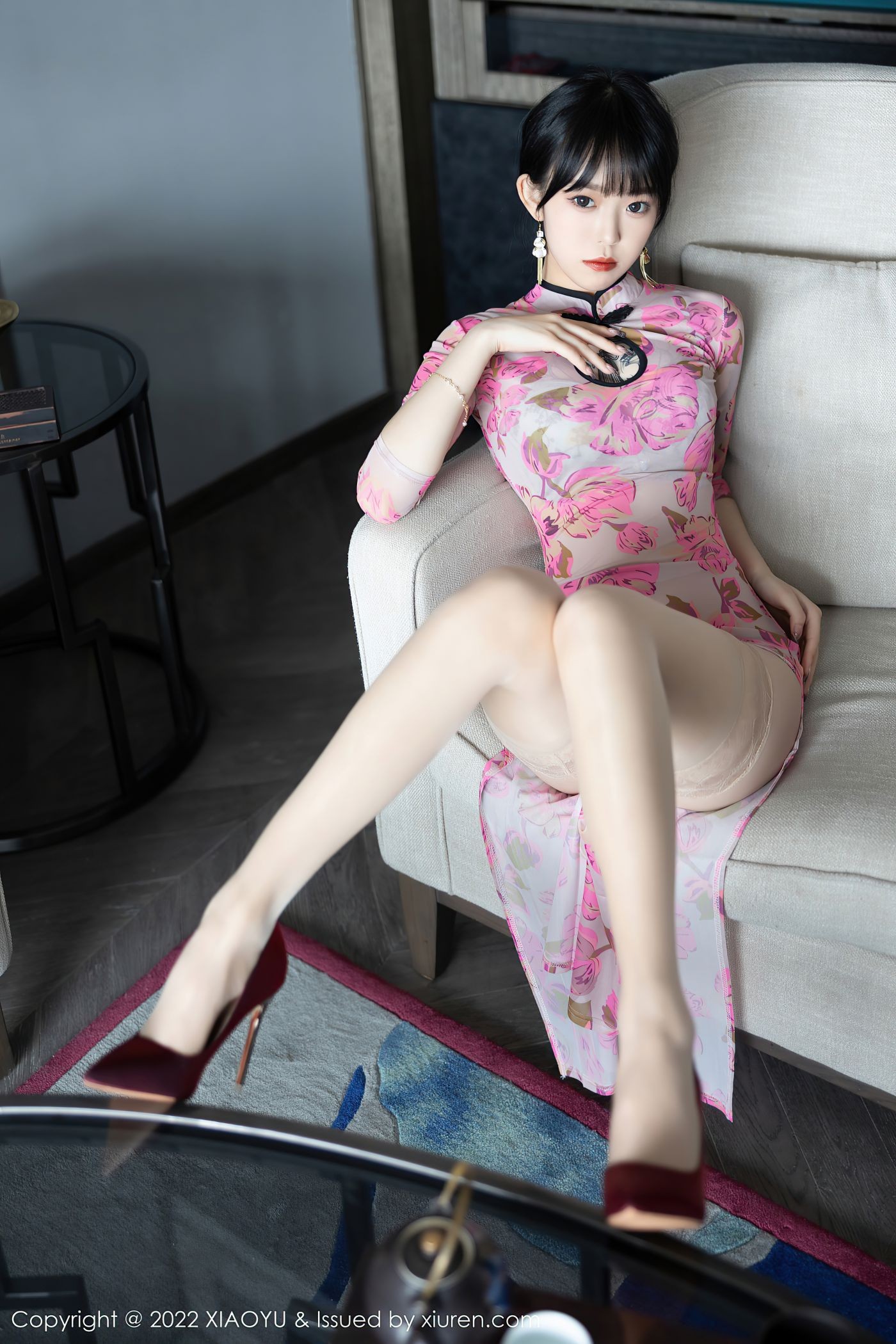 XIAOYU语画界性感模特写真第Vol.807期奶瓶旗袍肉丝袜高跟美腿 (30)