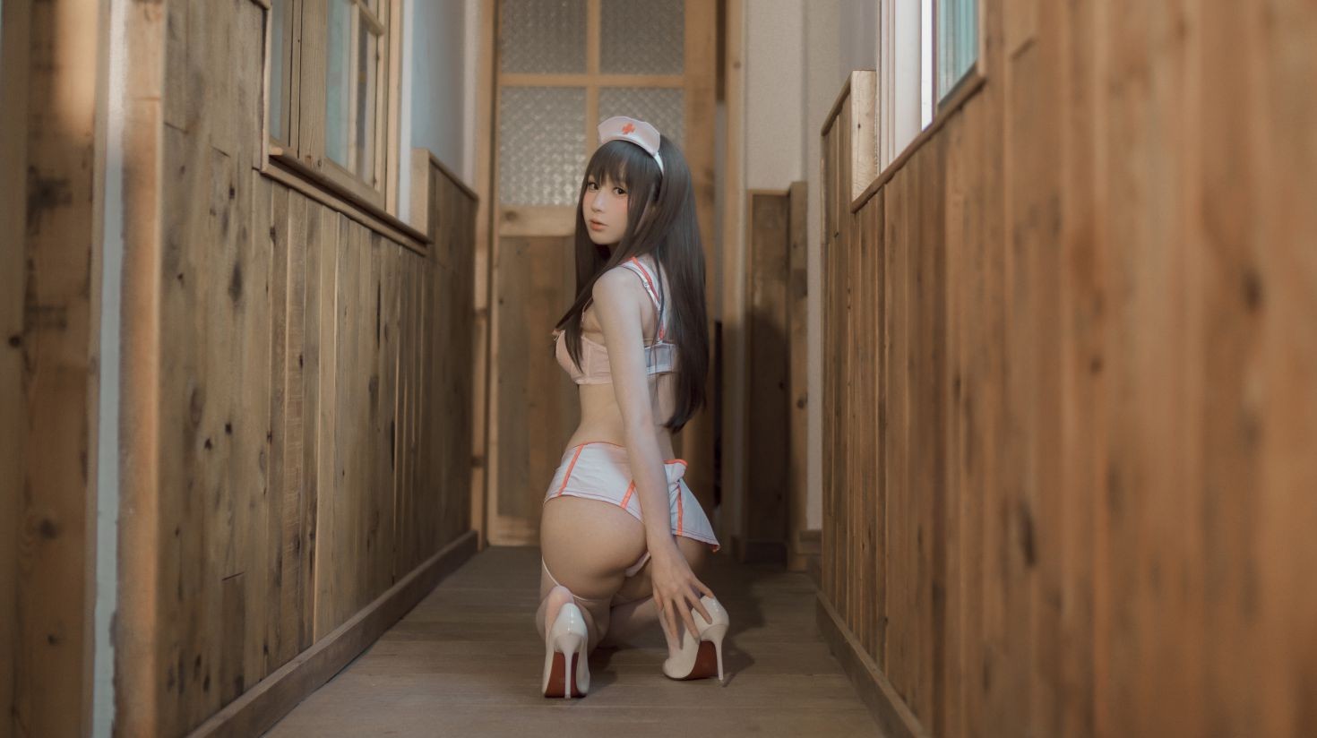 美女动漫博主西园寺南歌性感Cosplay写真与班长的游戏 (89)