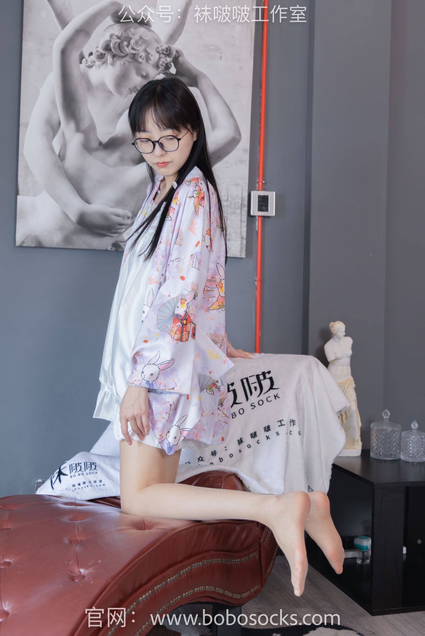 BoBoSocks袜啵啵美少女丝袜美脚写真第No.112期稚予人字拖肉丝裸足 (34)