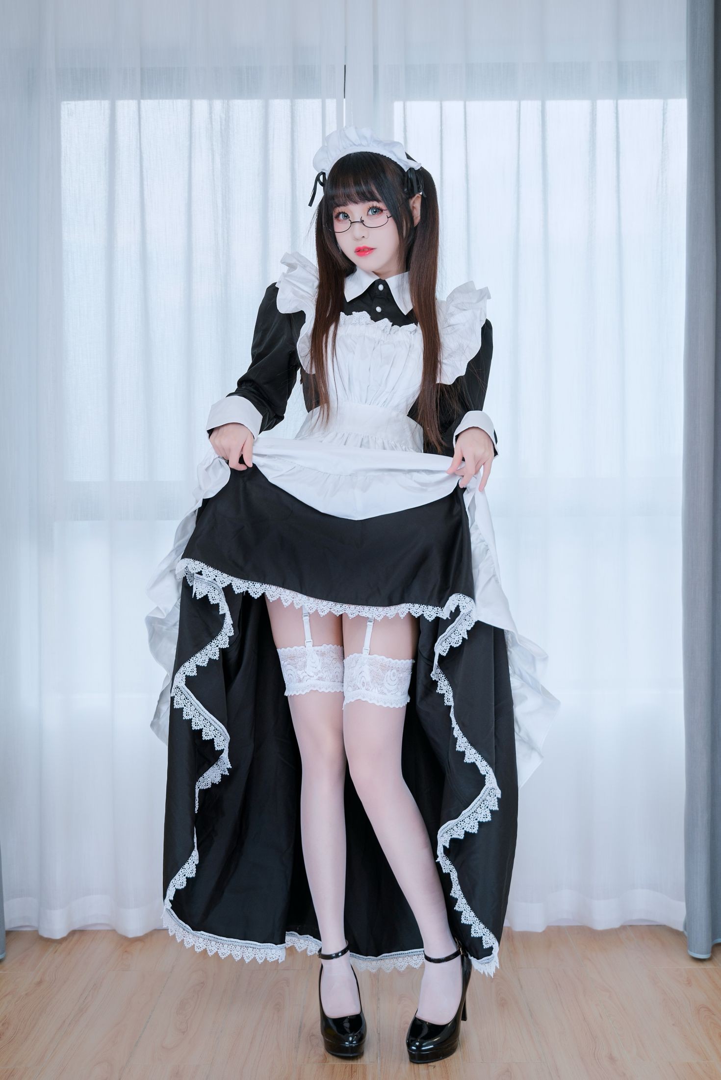 美女动漫博主miko酱性感Cosplay写真女仆 (4)