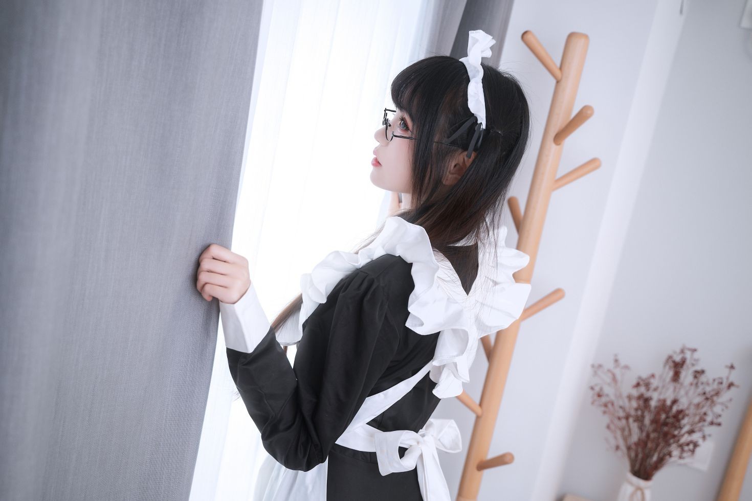 美女动漫博主miko酱性感Cosplay写真女仆 (5)