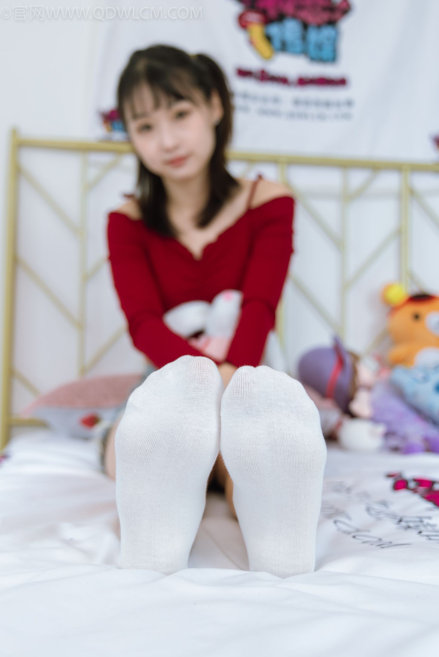 物恋传媒美少女丝袜美脚写真第No.1189期月心清澈的心 (71)