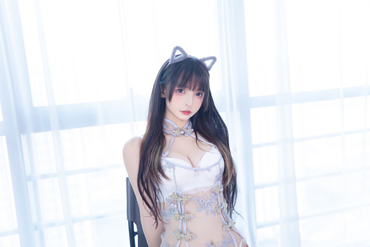 美女动漫博主神楽板真冬性感Cosplay写真羞涩喵喵 (24)