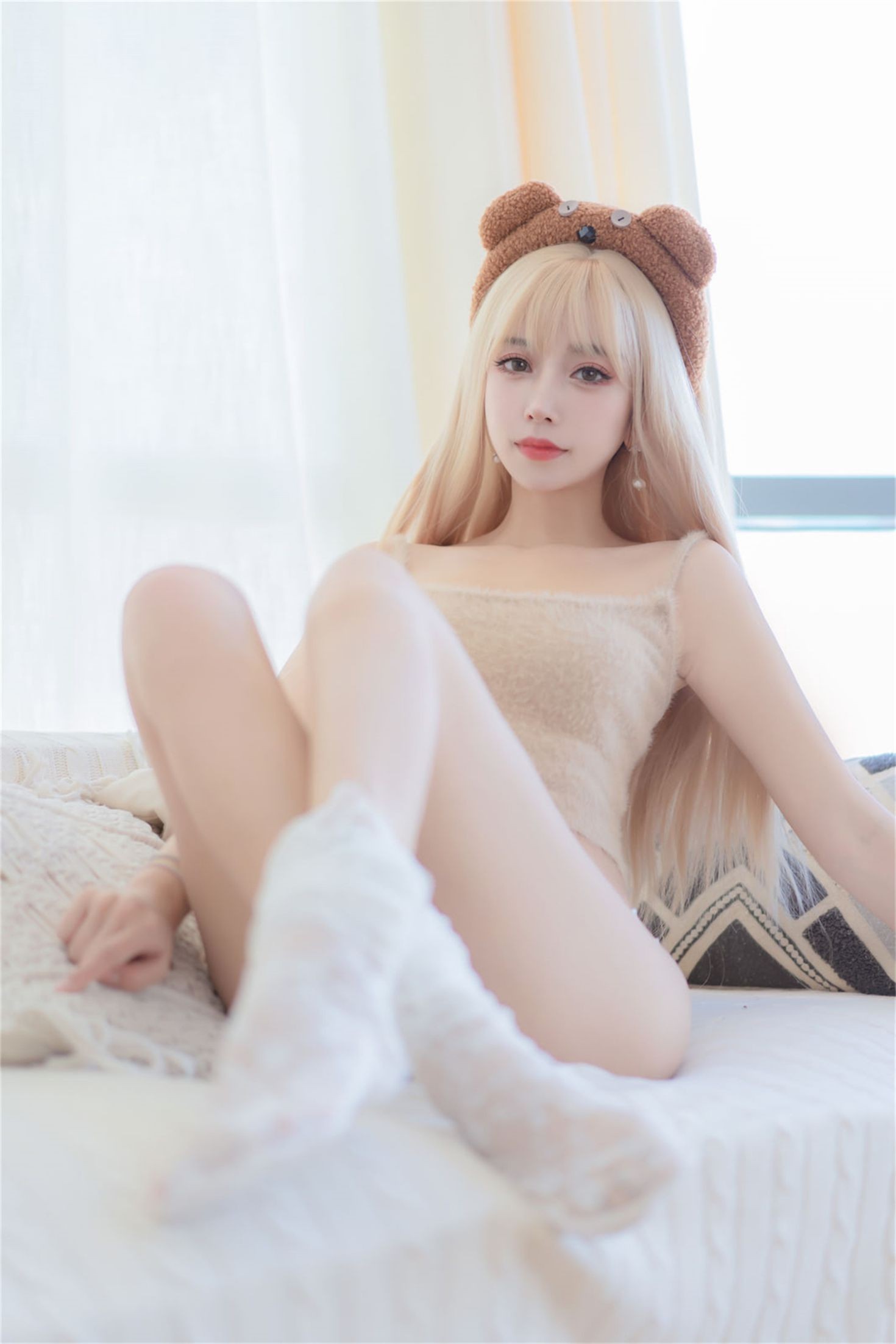 美女动漫博主过期米线线喵性感Cosplay写真小熊软糖 (12)