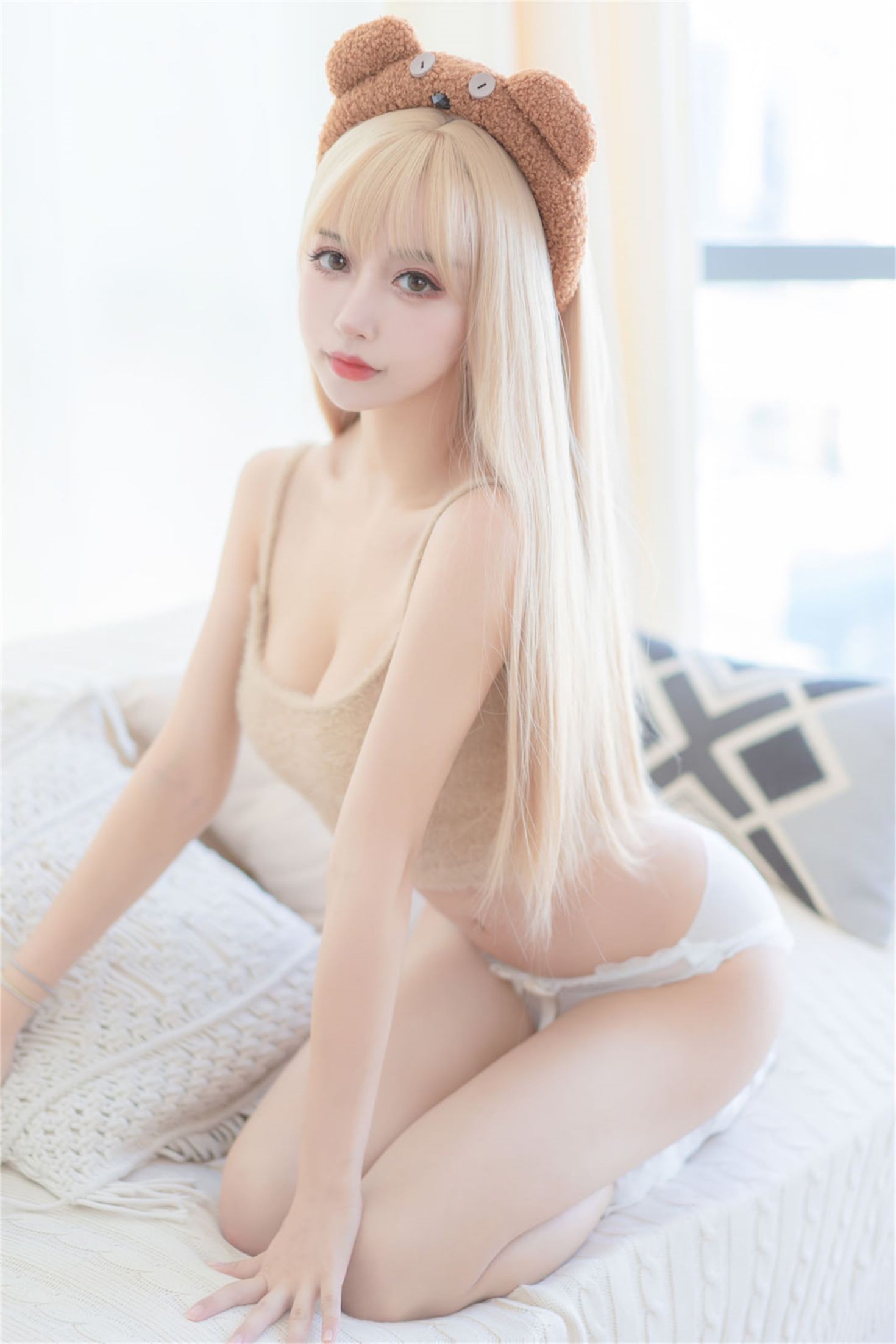 美女动漫博主过期米线线喵性感Cosplay写真小熊软糖 (8)