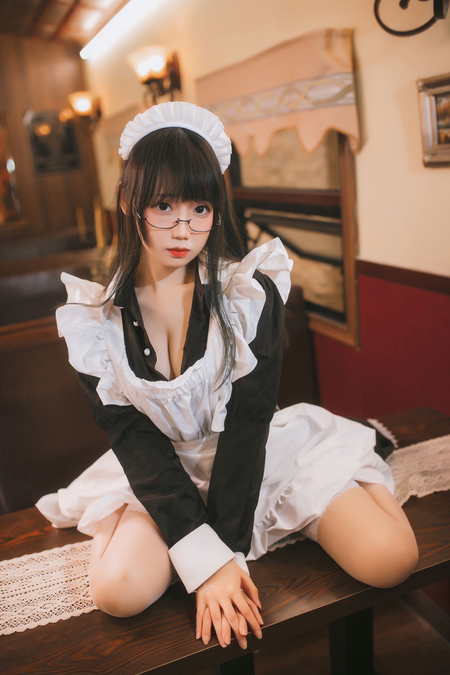 美女动漫博主焖焖碳性感Cosplay写真女仆 (6)