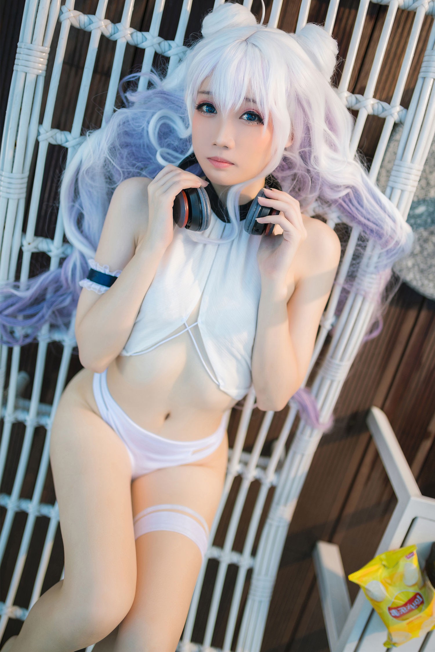 美女动漫博主焖焖碳性感Cosplay写真恶毒泳衣 (1)