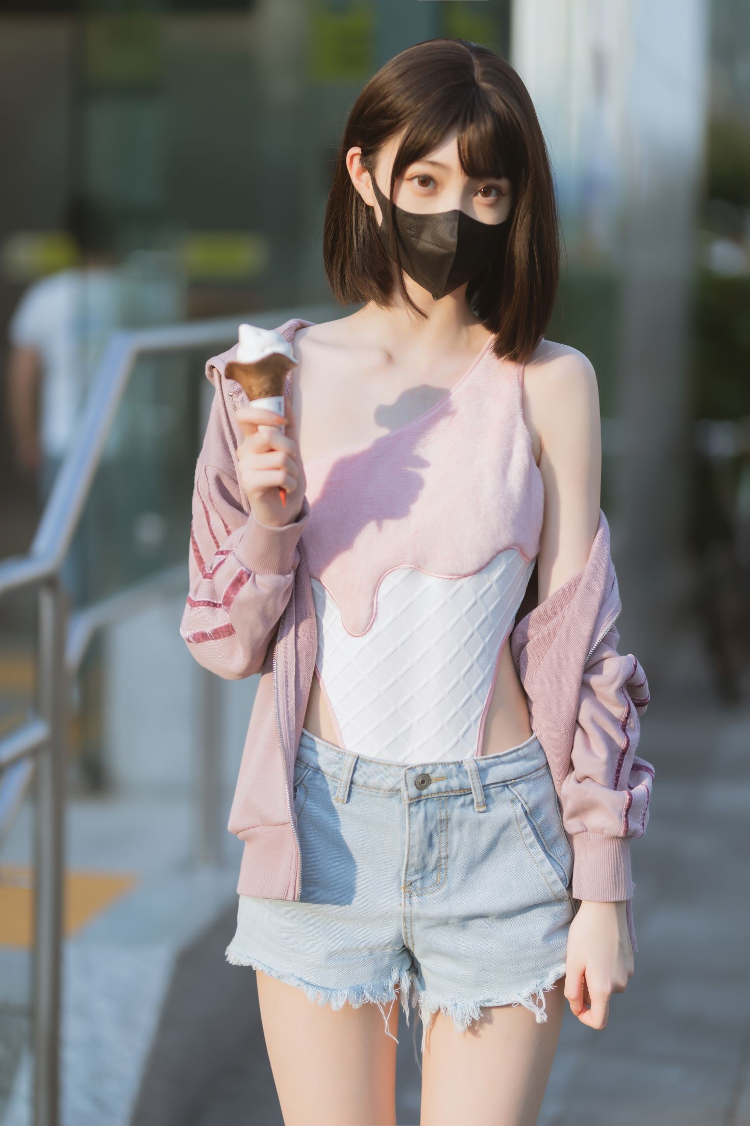 美女动漫博主许岚性感Cosplay写真冰淇淋 (41)