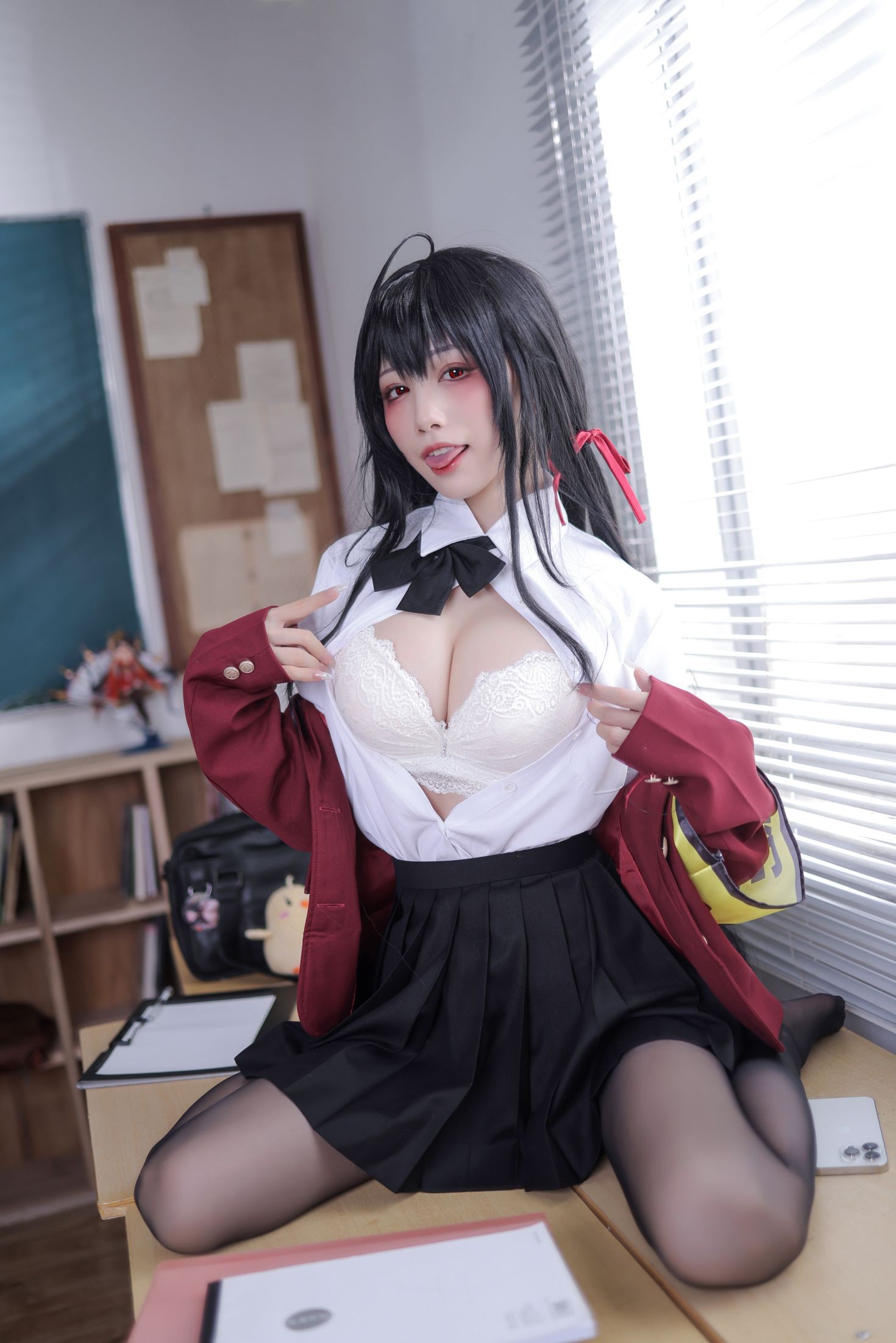 美女动漫博主水淼aqua性感Cosplay写真AzurLane大凤 (25)