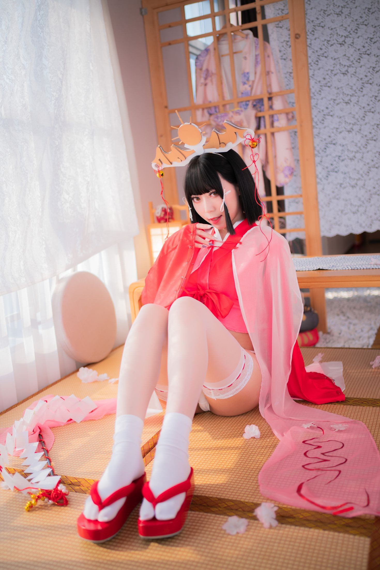 美女动漫博主Money冷冷性感Cosplay写真辉夜巫女 (16)