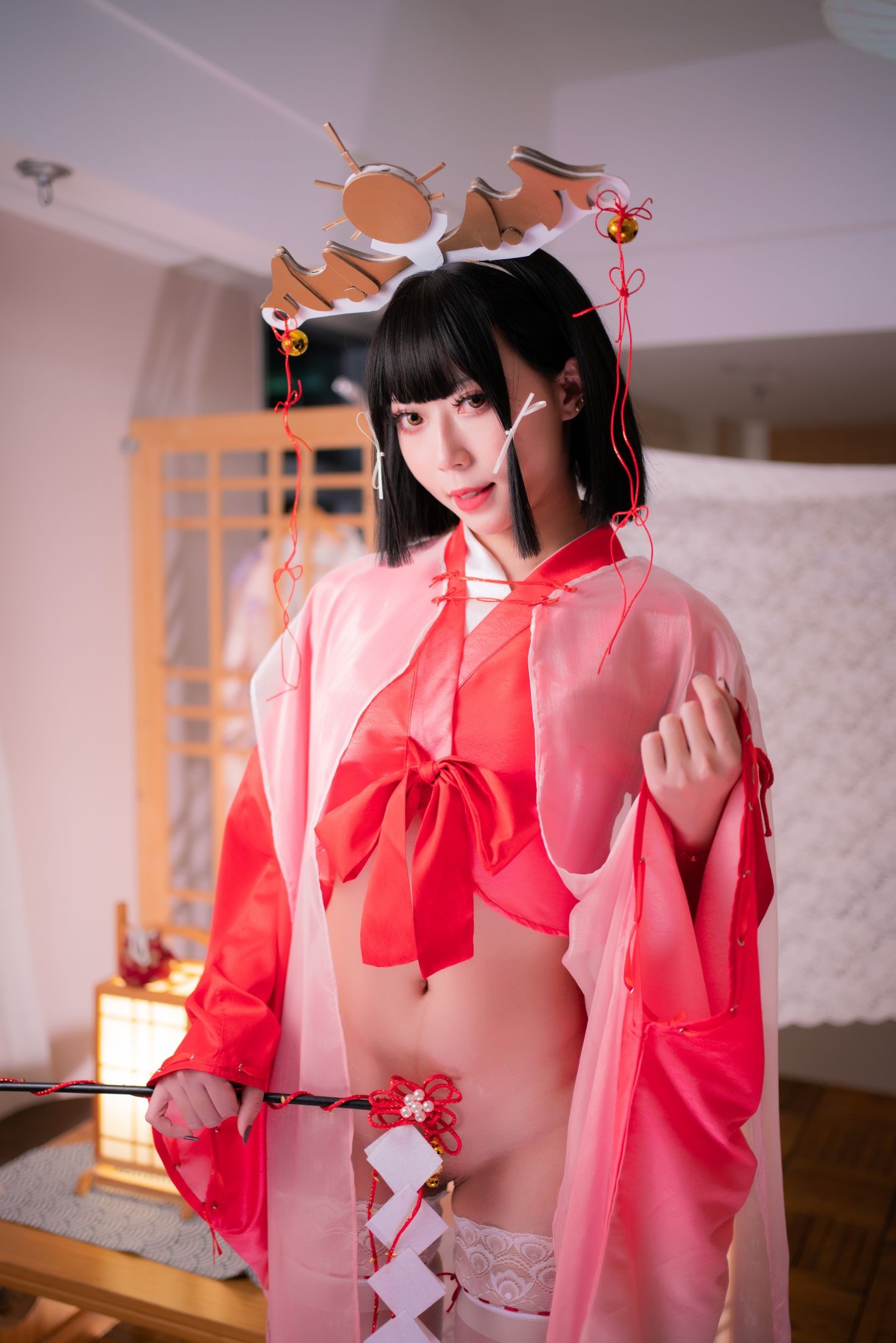 美女动漫博主Money冷冷性感Cosplay写真辉夜巫女 (108)