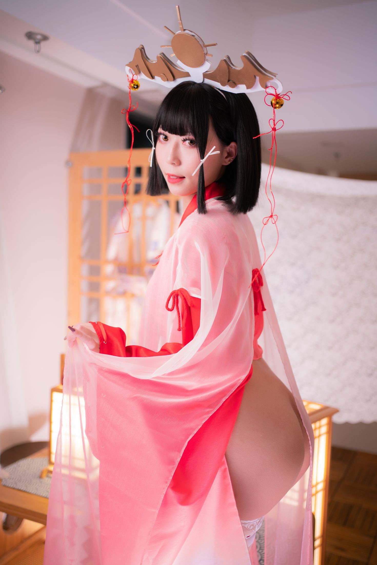 美女动漫博主Money冷冷性感Cosplay写真辉夜巫女 (111)