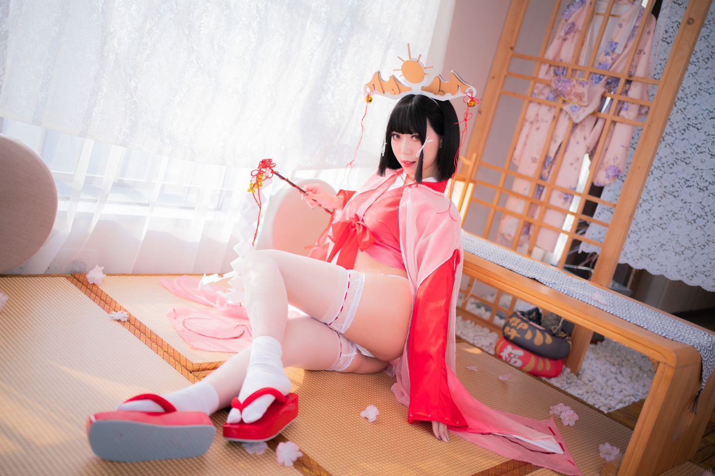 美女动漫博主Money冷冷性感Cosplay写真辉夜巫女 (14)