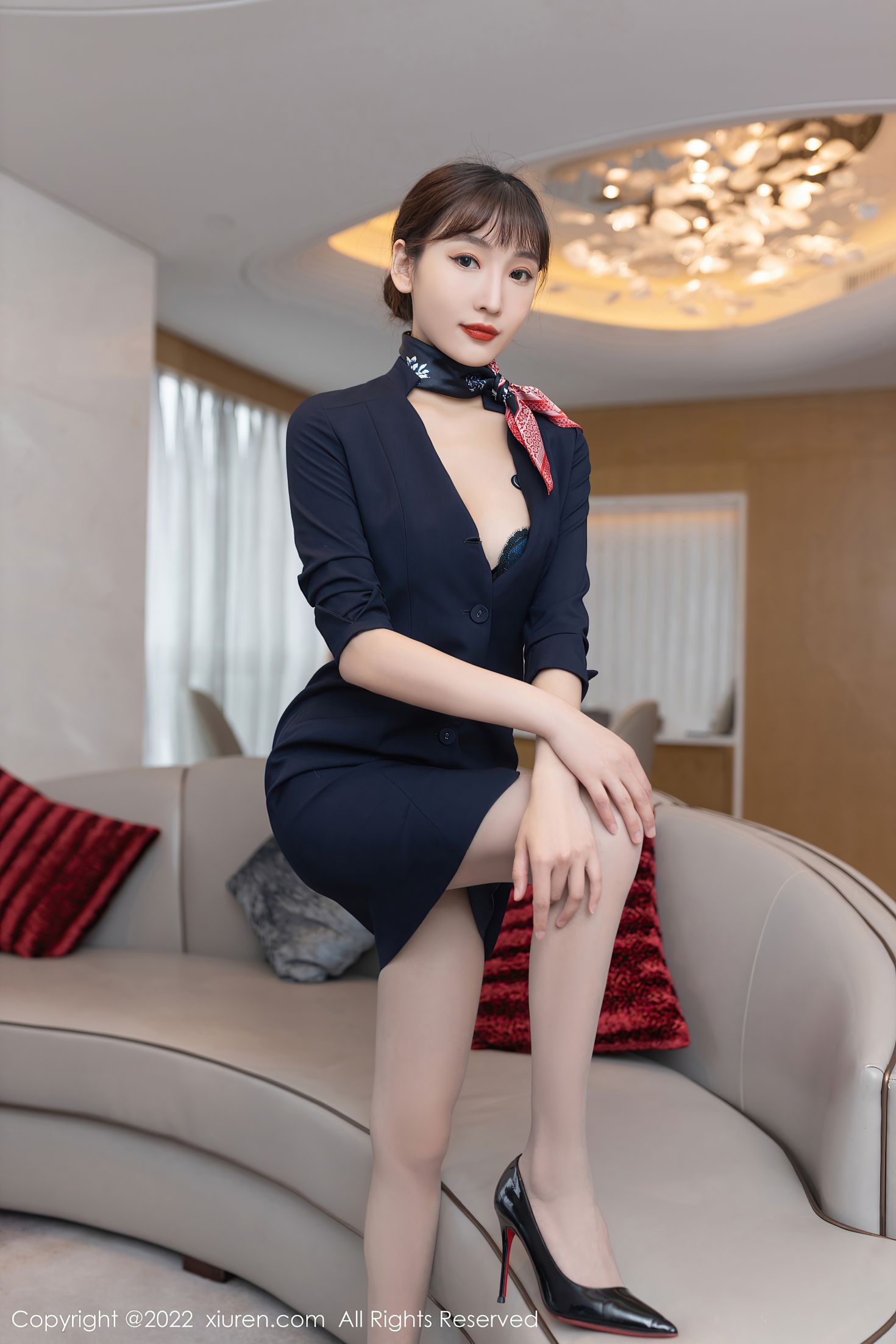 XIUREN秀人网美媛馆美女模特写真第No.5245期陆萱萱 (17)