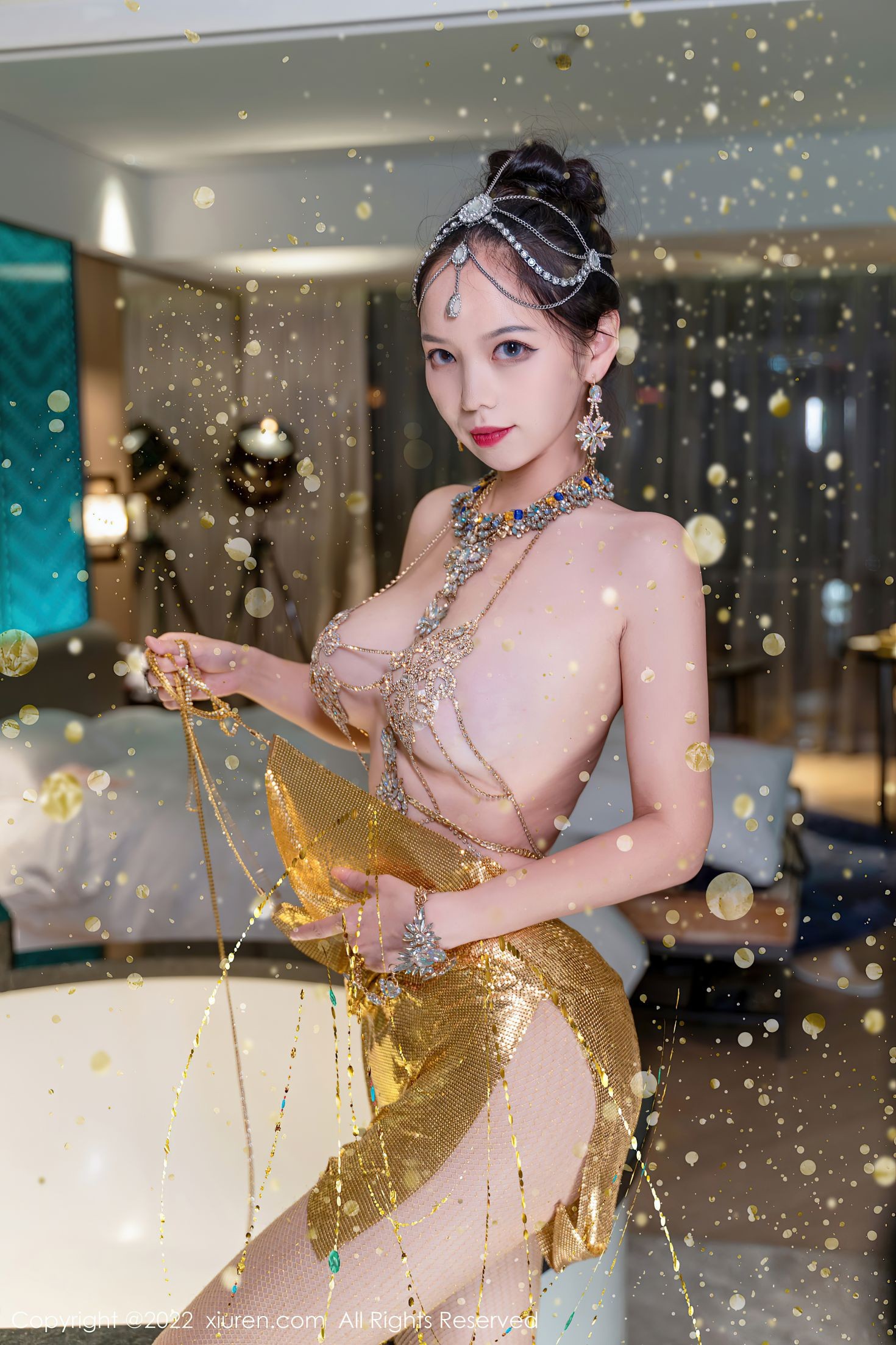 XIUREN秀人网美媛馆美女模特写真第No.5559期大美妞儿 (36)