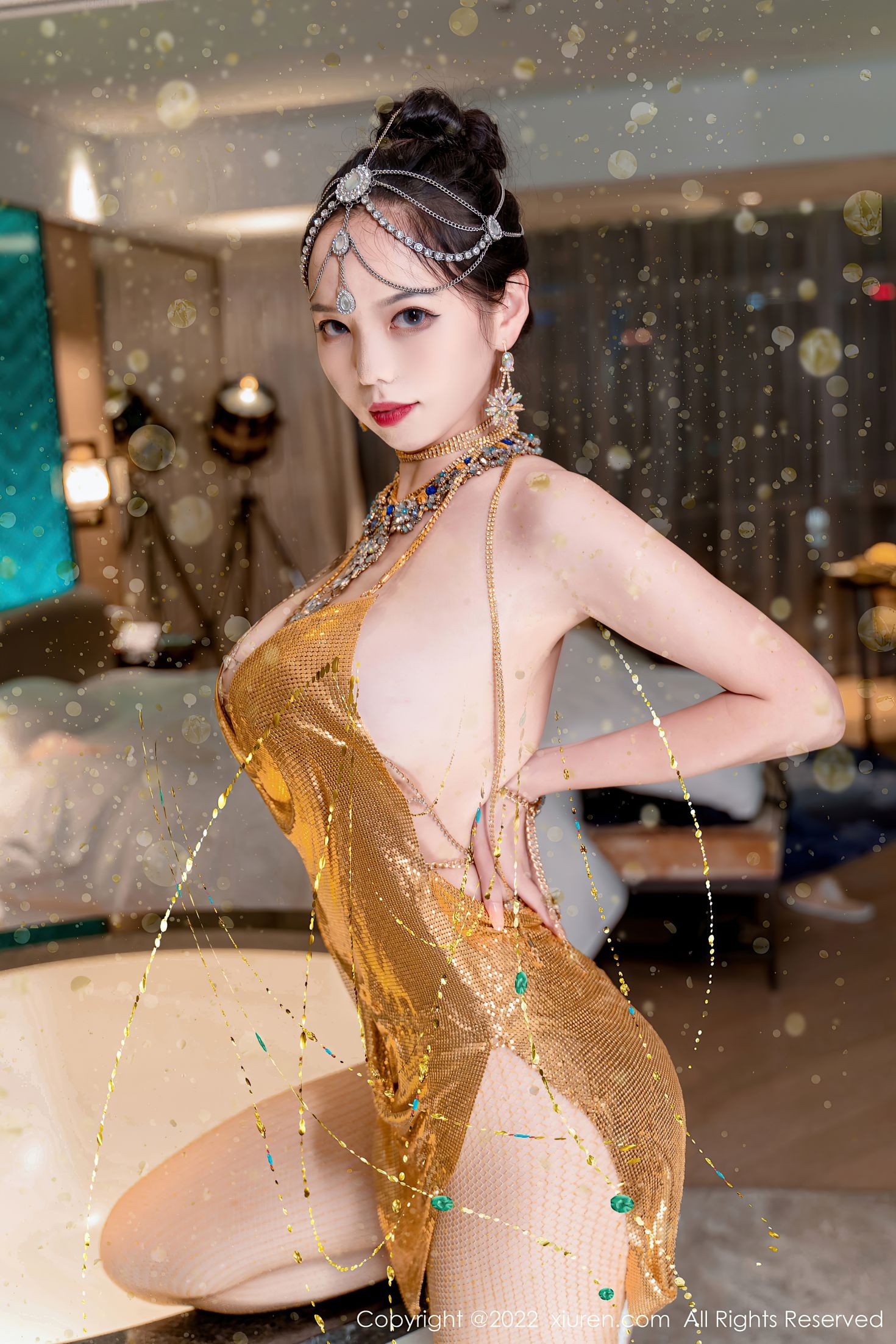 XIUREN秀人网美媛馆美女模特写真第No.5559期大美妞儿 (59)