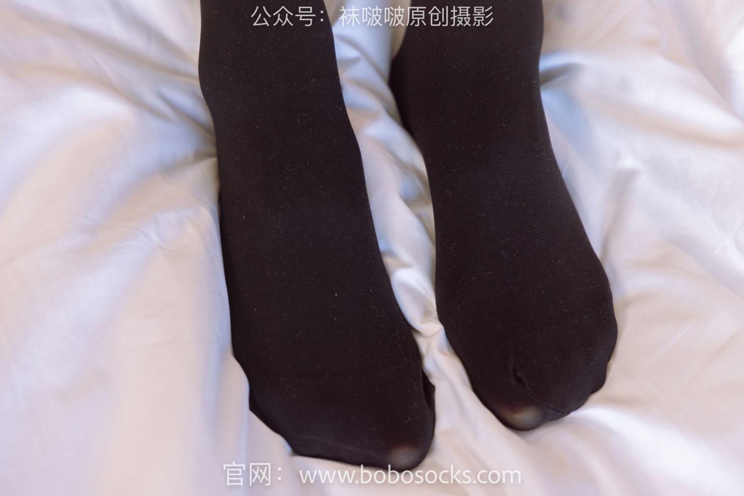 BoBoSocks袜啵啵美少女丝袜美脚写真第No.130期稚予两双穿脏篮球鞋厚黑丝 (58)