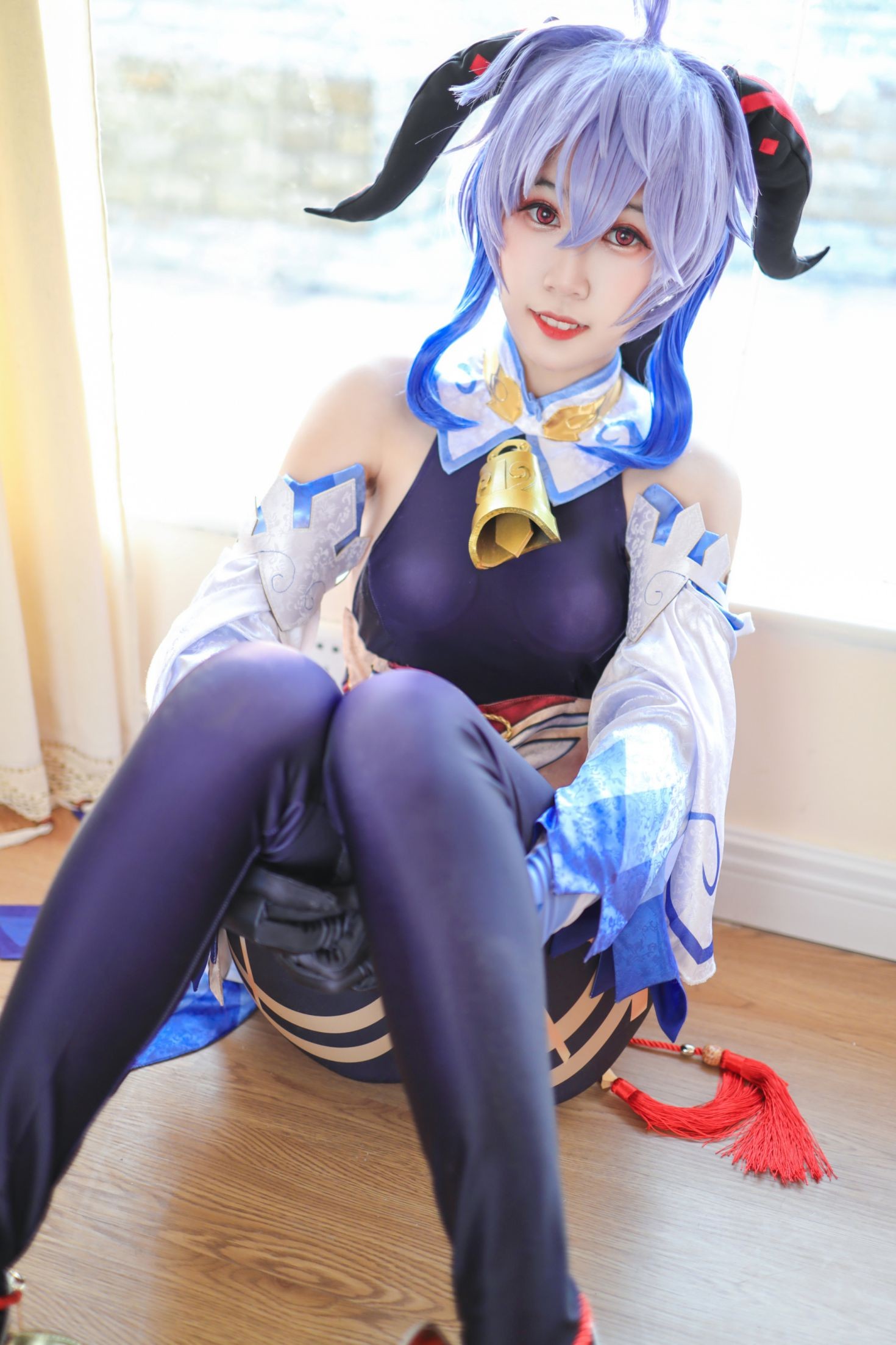 美女动漫博主流年不停性感Cosplay写真甘雨 (32)