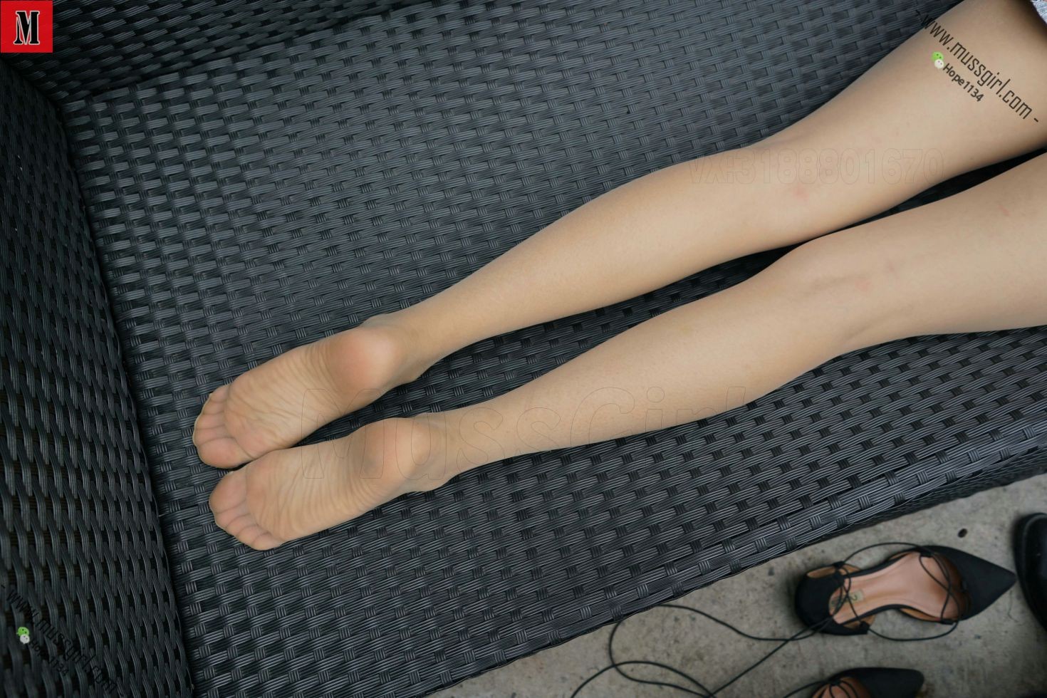 MussGirl慕丝女郎美女腿模高跟鞋丝袜美腿写真画家 (49)