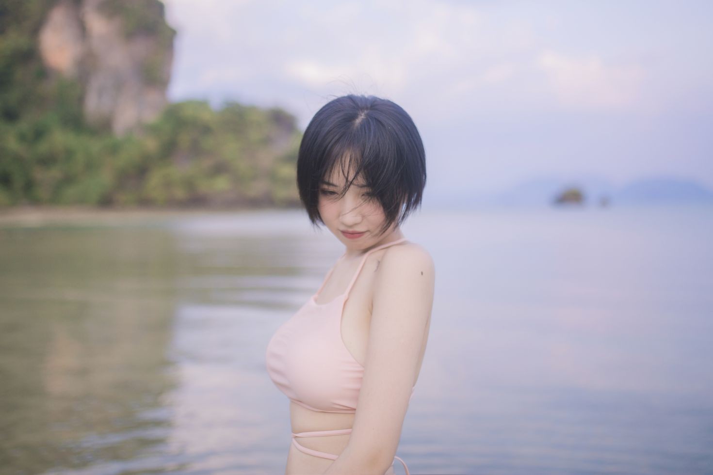 美女动漫博主念雪性感Cosplay写真粉色泳衣 (15)