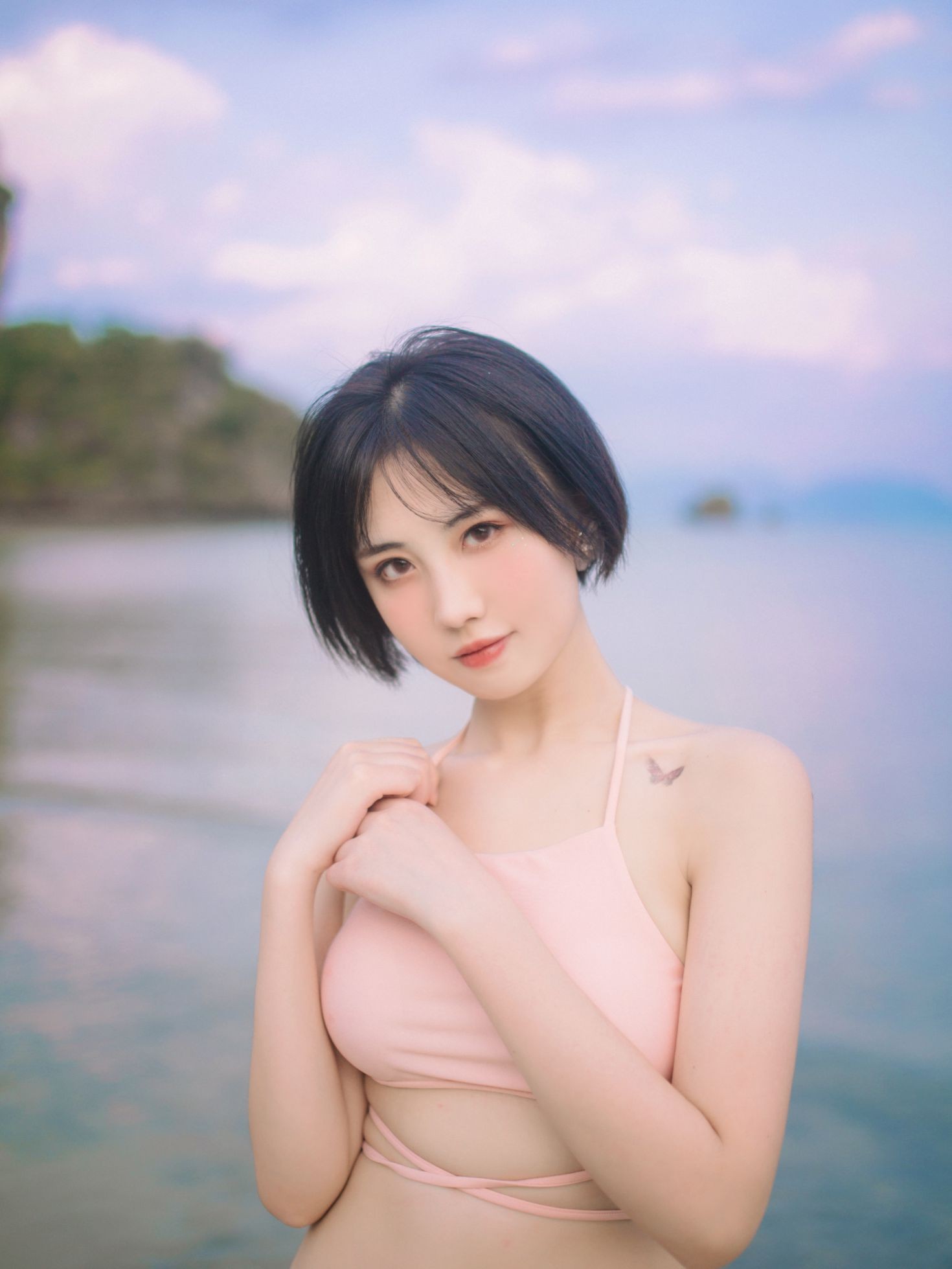 美女动漫博主念雪性感Cosplay写真粉色泳衣 (17)