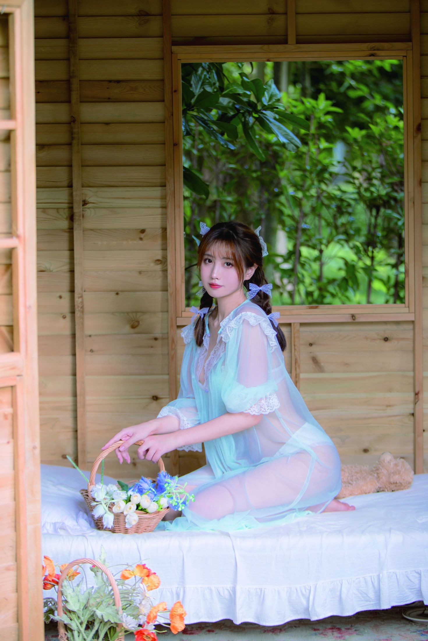 美女动漫博主念雪性感Cosplay写真蓝纱衣 (31)