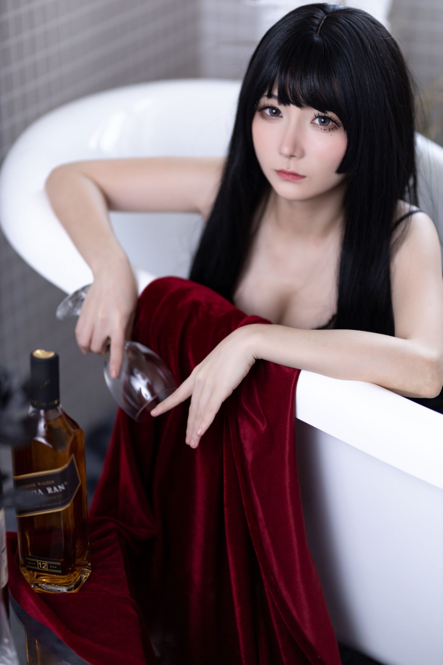 美女动漫博主是三不是世性感Cosplay写真黑玫瑰 (37)