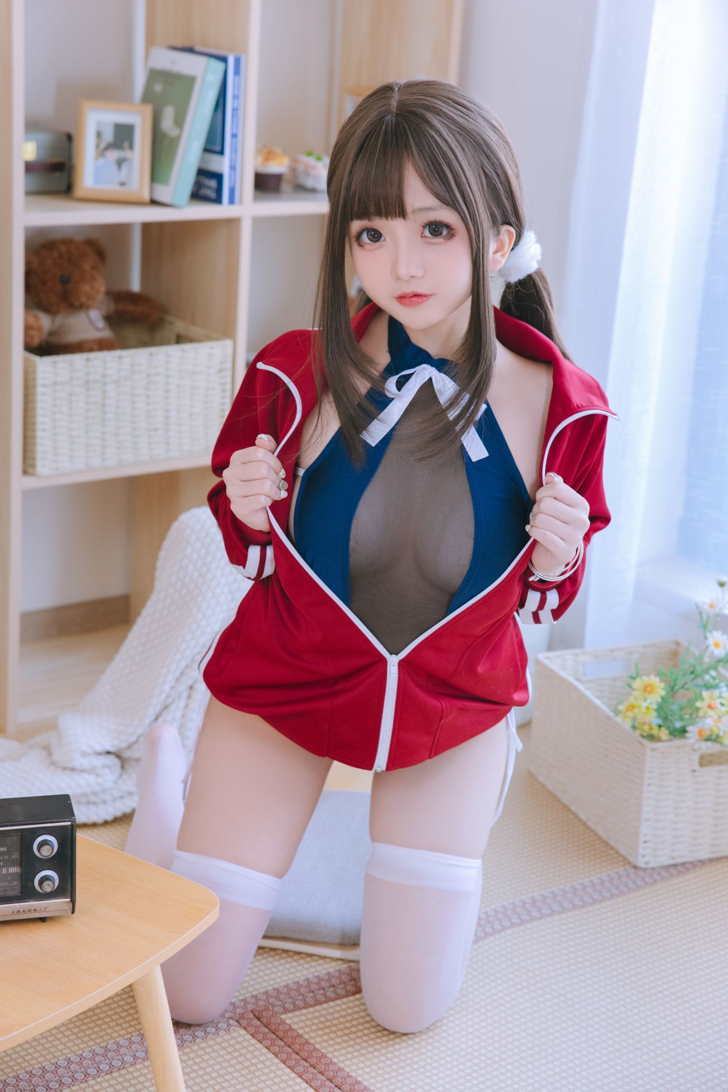 美女动漫博主日奈娇性感Cosplay写真网纱库水 (42)