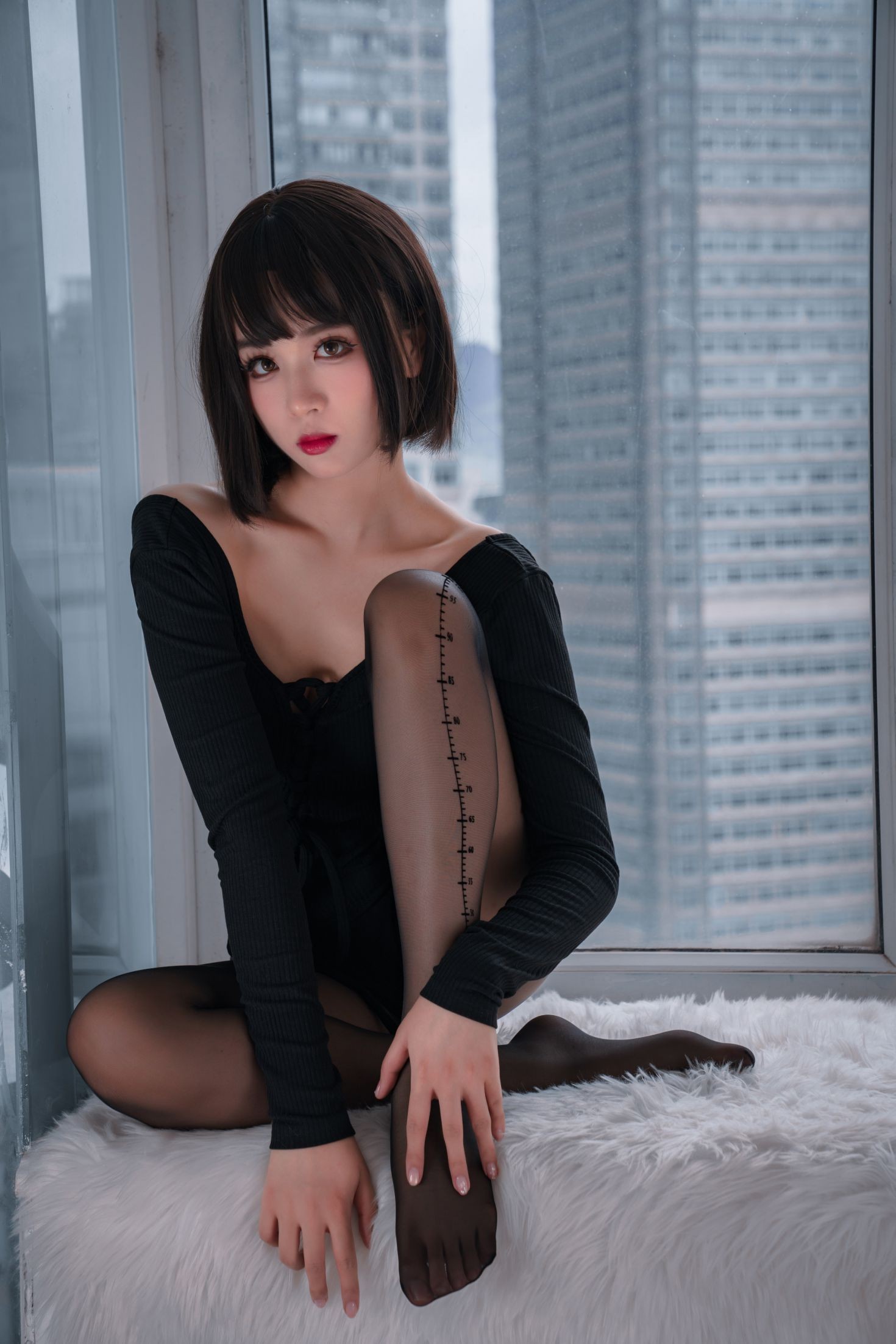 美女动漫博主轩萧学姐性感Cosplay写真量个腰围 (6)