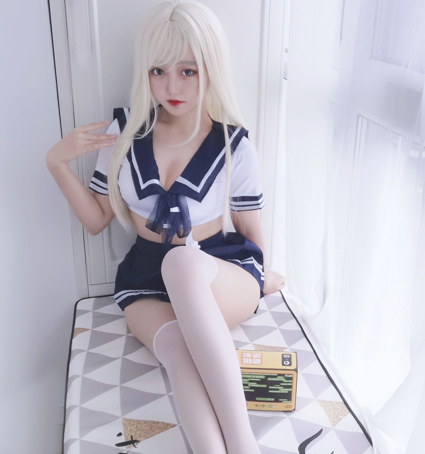 美女动漫博主eloise软软性感Cosplay写真水手服 (33)